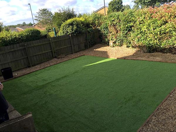 Artifical grass with gravel