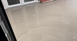 Screeding