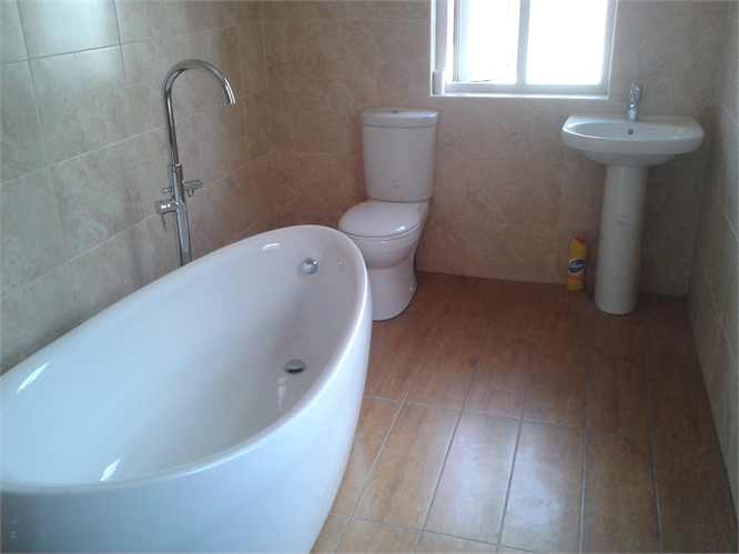 bathroom installation and tiling